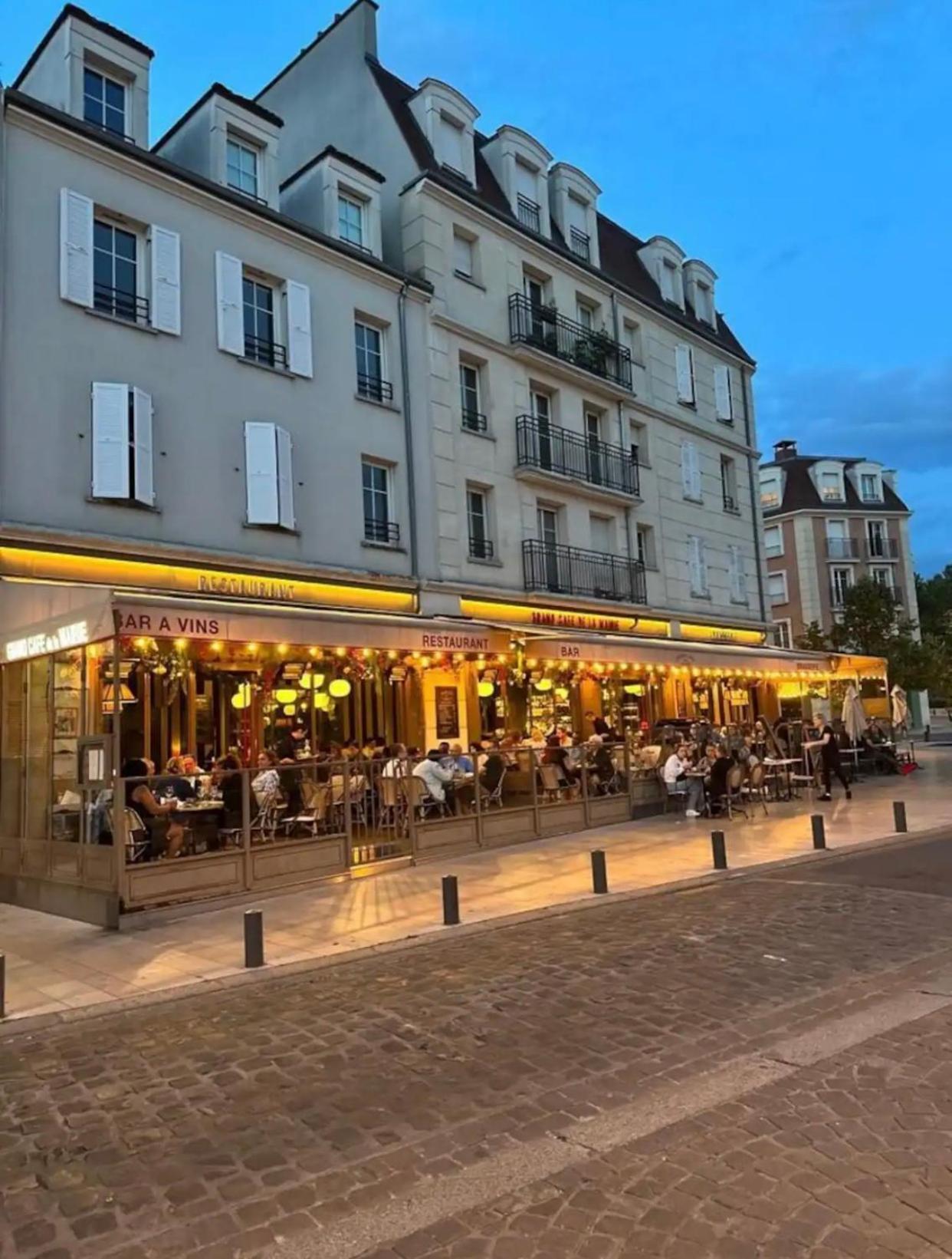 Le Bali Cosy House - T2 Lumineux Et Moderne En Plein Centre Ville De Maisons-Alfort Kültér fotó